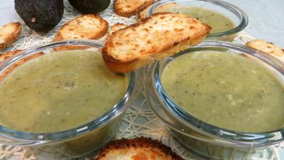 Soupes & potages : Velouté à l'avocat