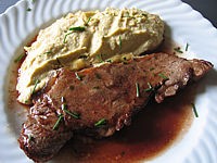 Viandes : Assiette de contrefilet purée de pois chiche