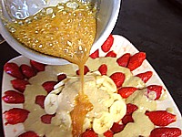 fraises et mangue au caramel