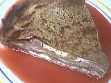 Image : recette Gâteau de crêpes aux framboises et à la mangue