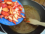 Confiture de poires et fraises