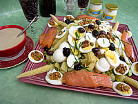 Image : recette Pommes de terre et saumon en salade