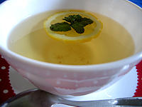 Image : recette Infusion de menthe et thym aux épices