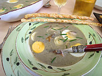 Poissons : Assiette de velouté de fèves aux harengs