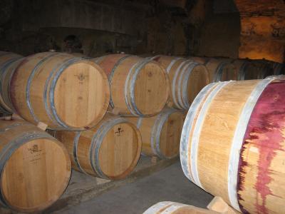 Photo : Tonneaux de vins