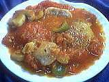 sauce chaude à base de tomates : Ramequin de sauce tomates aux champignons