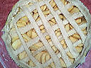 Rioler le dessus d'une tarte aux pommes