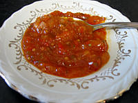 conserve au vinaigre : Coupelle de chutney aux poivrons