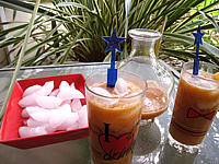 Image : Verres de boisson pêches et melon au gingembre