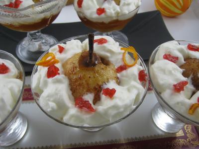 Coupes de poires au cidre et crème fouettée