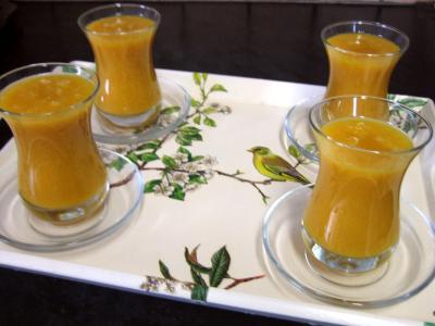 Cuisine mauricienne : Verres de boisson à la mangue et au gingembre