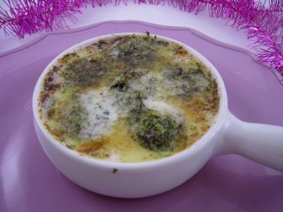 Image : Cassolette d'escargots à l'anis et aux amandes