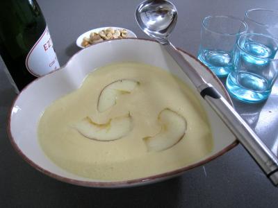 Cuisine réunionnaise : Saladier de punch au cidre et à la mangue