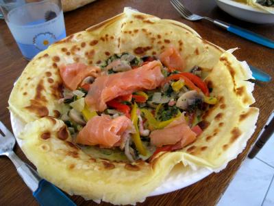saumon fumé : Crêpes aux épinards, champignons et saumon