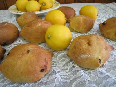 Image : recette Pain au citron aux noix de cajou et raisins secs