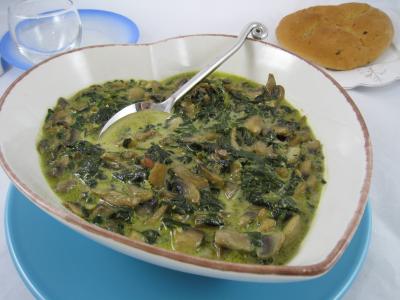 Image : Assiette d'épinards à la crème