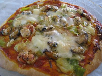 entrée à base de coquillages et crustacés : Pizza marinara aux moules à l'italienne
