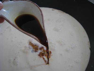 Panna cotta vanille et sauce caramel à l'orange - 3.1