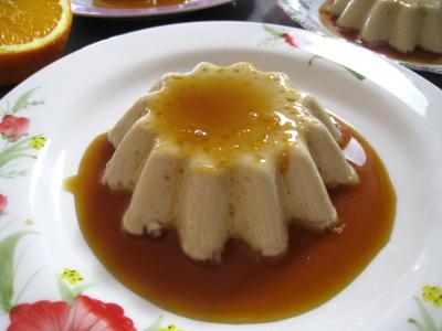 Recette Panna cotta vanille et sauce caramel à l'orange