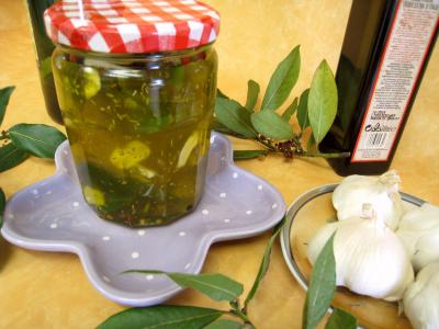 poivre vert : huile aromatique pour pizza en pot