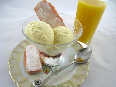 Dessert glacé : Coupe de glace à la vanille pour diabétique