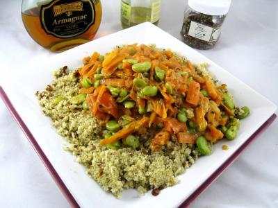 semoule de blé dur : Assiette de carottes et fèves à la semoule