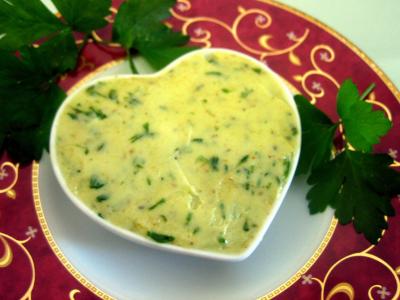 Recettes rapides : Ramequin de beurre aux herbes aromatiques