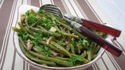 beurre allégé sans sel : Saladier de haricots verts aux lardons