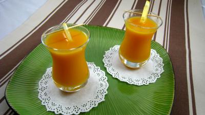 vanille liquide : Verres de boisson à l'orange