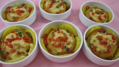 Babas à l'ananas et fruits confits
