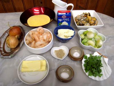 Ingrédients pour la recette : Cassolettes de moules et polenta au boursin