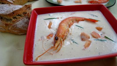 sauce chaude à base d'oeufs : Sauce pâtissière aux crevettes