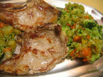 Image : Assiette de côtes de veau sautées aux légumes