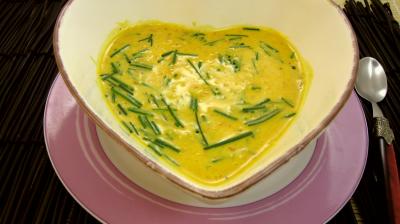 Sauces : Ramequin de sauce aux oeufs durs
