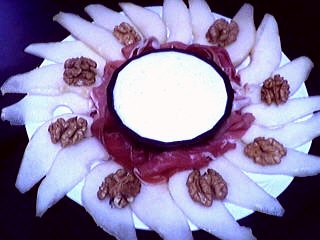 Recettes rapides : Assiette de chiffonnade de jambon poires et roquefort