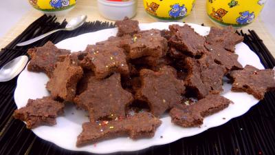 farine : Plat de biscuits sablés de l'avent