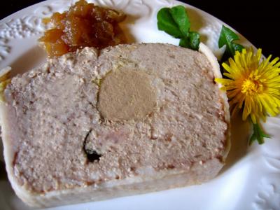 farce : Part de terrine de campagne au foie gras