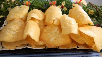tuiles : Plat de tuiles aux amandes