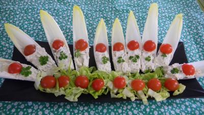 Amande effilée : Feuilles d'endives à la ricotta