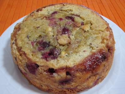 Au micro-ondes : Assiette de pudding aux cerises et aux pommes