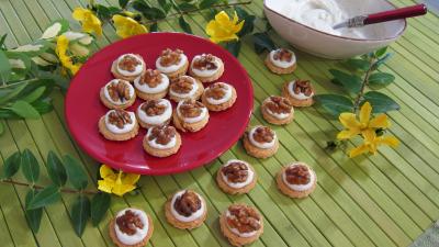 Recette Assiette de canapés aux noix