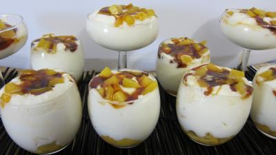 Dessert avec des fruits : Verrines de crémets aux pêches
