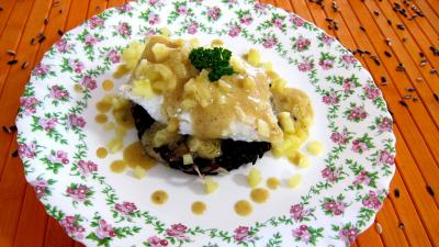 plat complet : Assiette de loup de mer et sa sauce au champagne